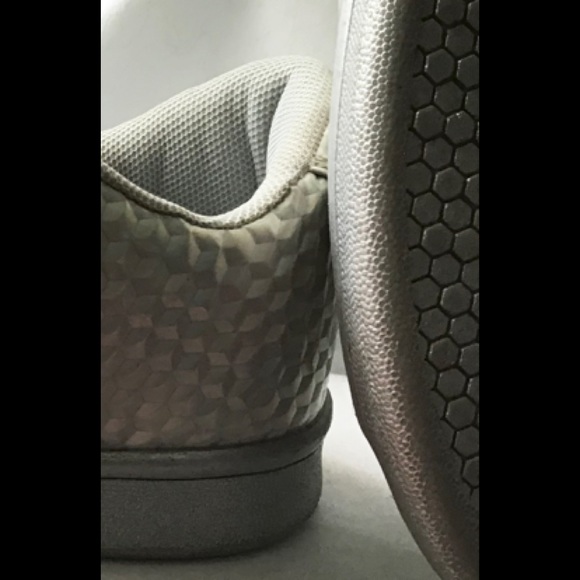 Holographic sneakers in great condition! Super fun to jazz up any outfit! - Picture 3 of 3